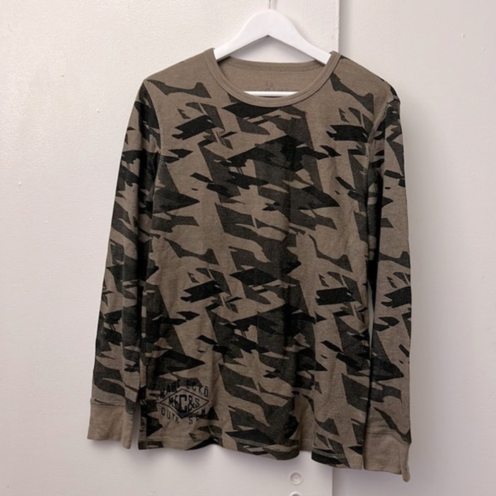 Women’s Camouflaged Long Sleeve Tee top G17